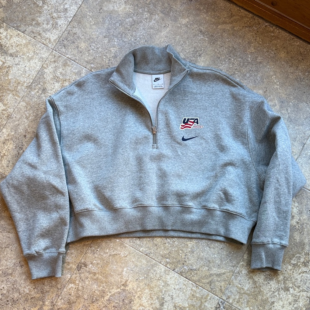 Women’s Crop Nike Gray USA Hockey Quarter-Zip Sweatshirt Size XL